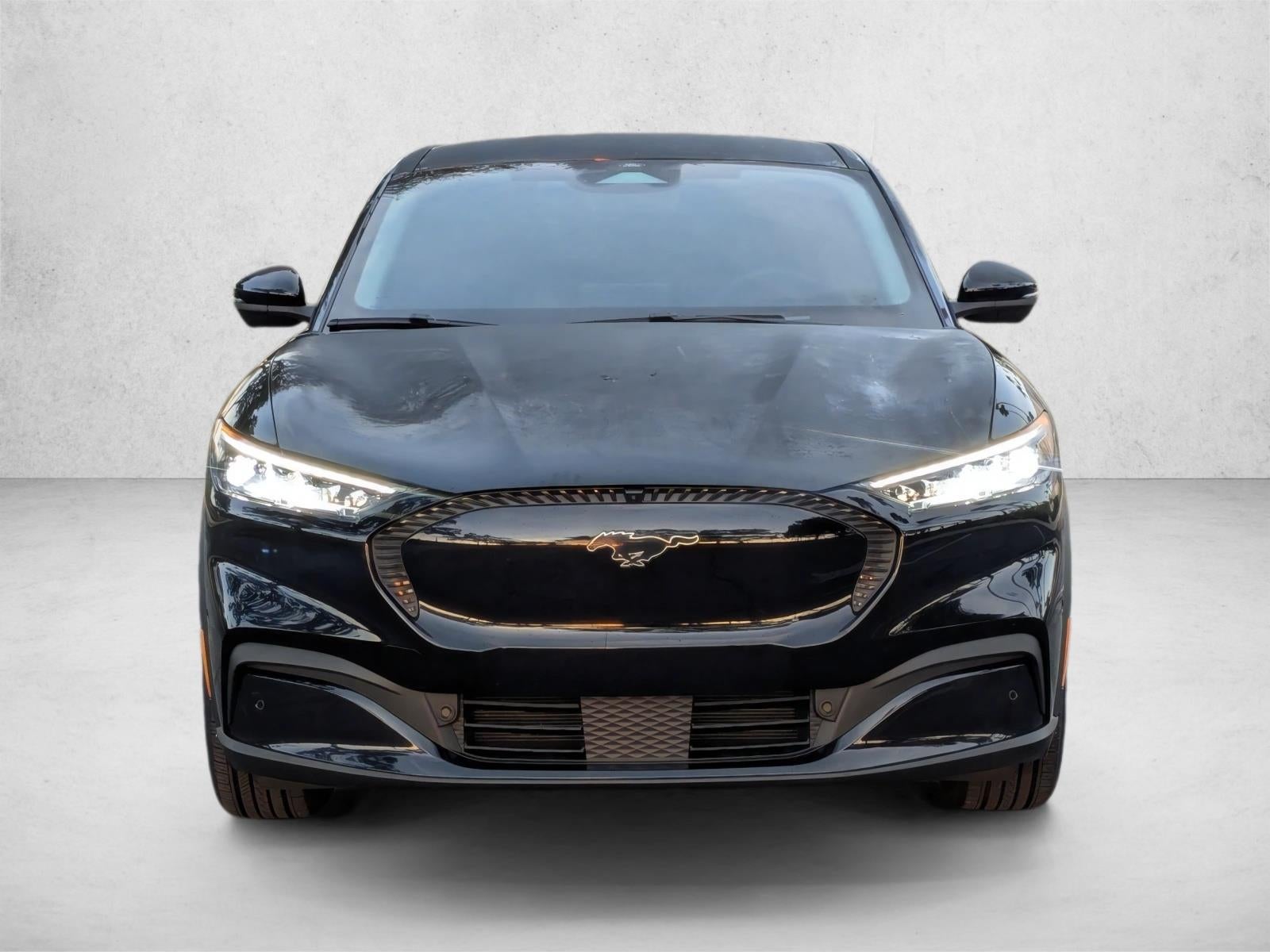 2022 Ford Mustang Mach-E Select RWD