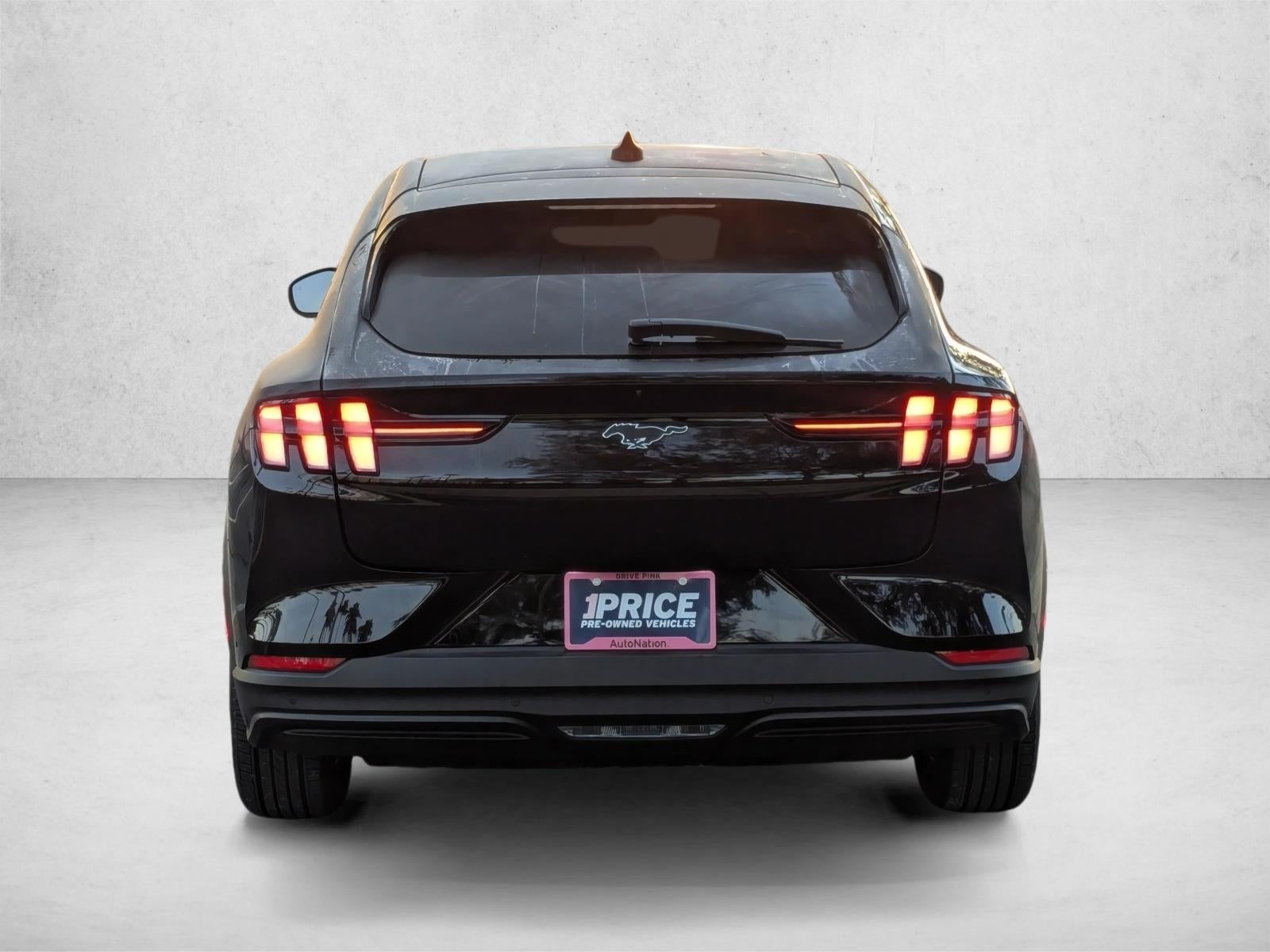 2022 Ford Mustang Mach-E Select RWD