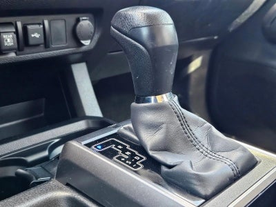 2023 Toyota Tacoma 4WD 4WD SR5 Double Cab 5' Bed V6 AT (GS)
