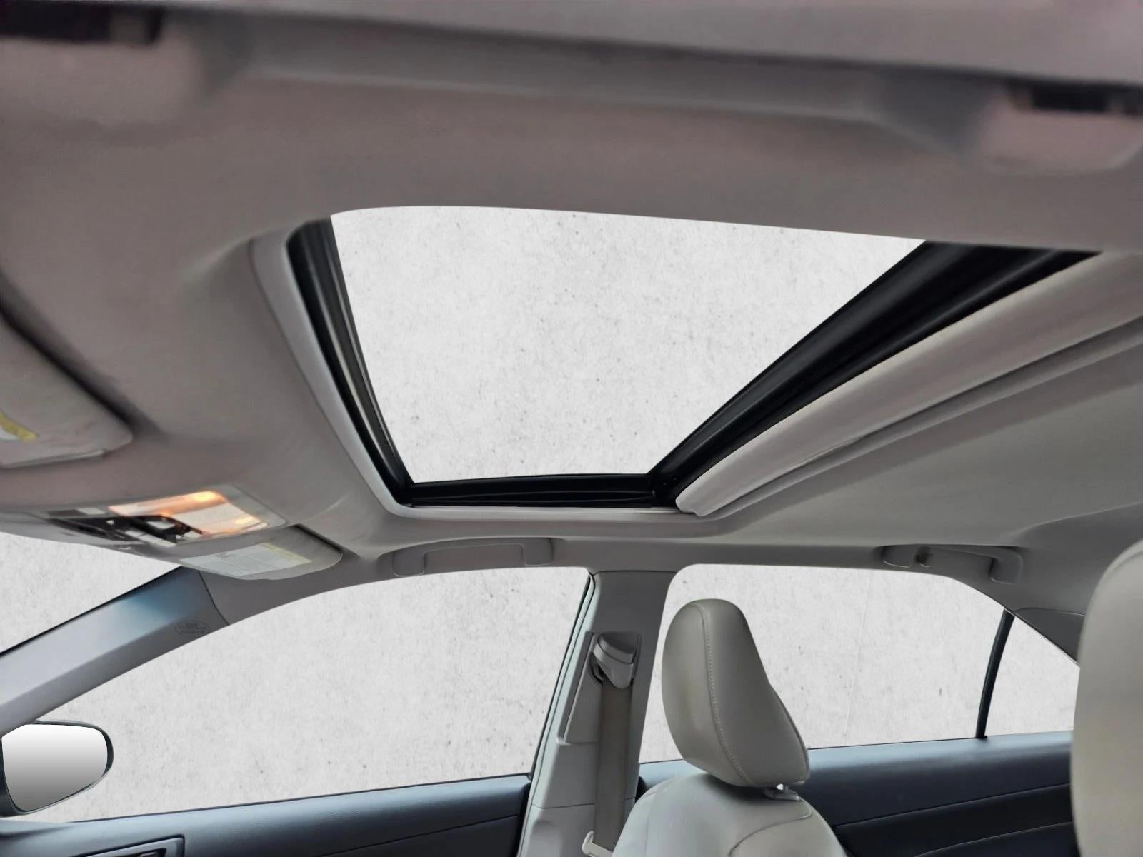 2013 Toyota Camry 4dr Sdn I4 Auto XLE (Natl)