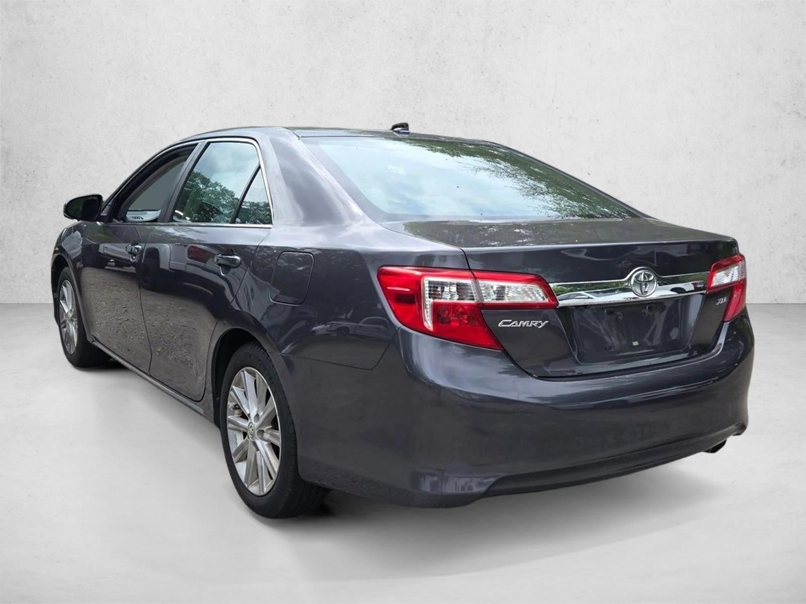 2013 Toyota Camry 4dr Sdn I4 Auto XLE (Natl)