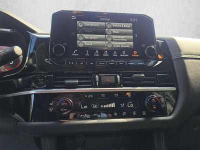 2025 Nissan Pathfinder Platinum 2WD