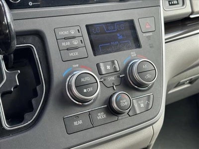 2020 Toyota Sienna XLE FWD 8-Passenger (Natl)