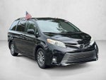 2020 Toyota Sienna XLE FWD 8-Passenger (Natl)