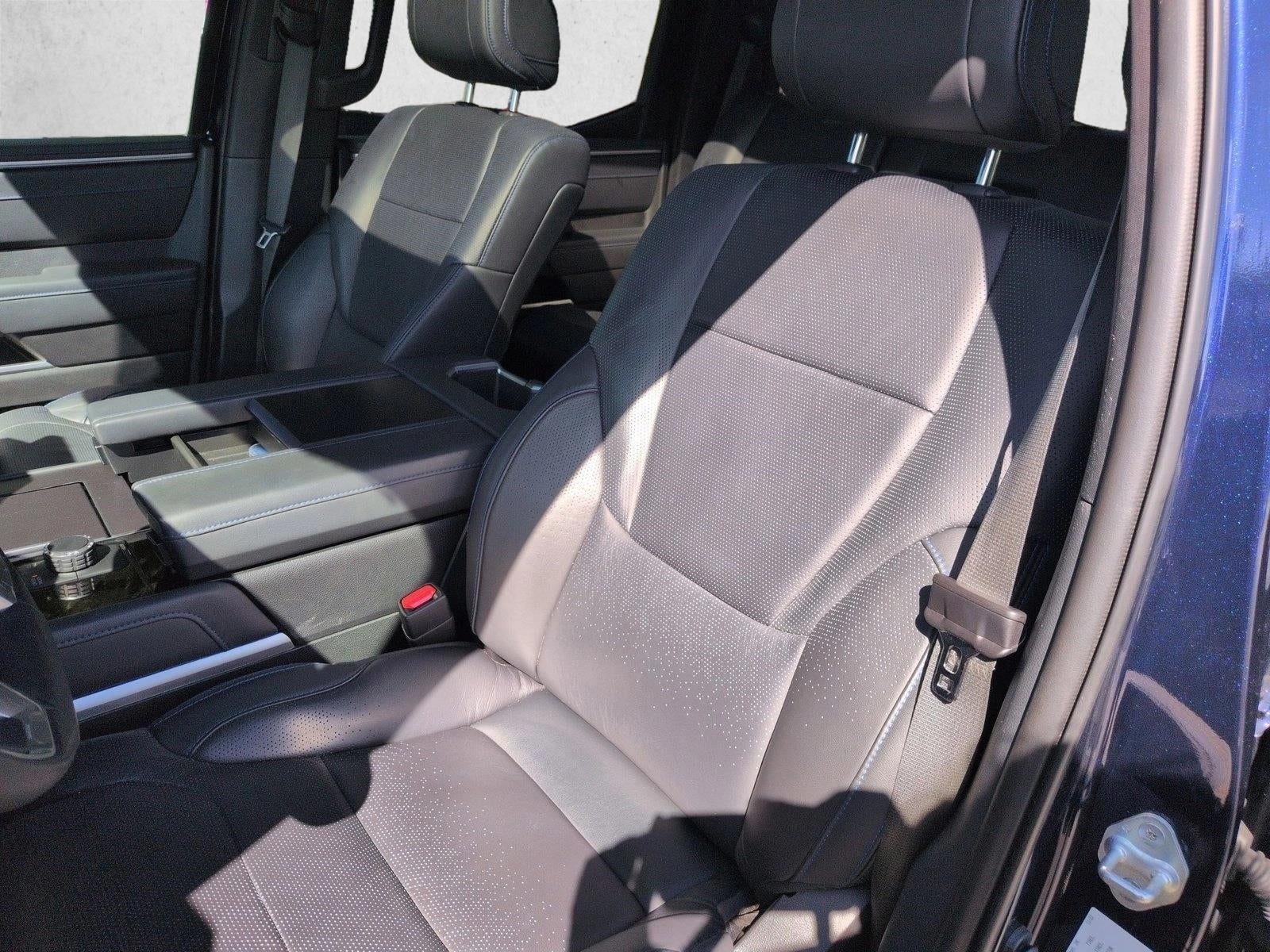 2023 Toyota Tundra 2WD 2WD Platinum CrewMax 5.5' Bed (SE)