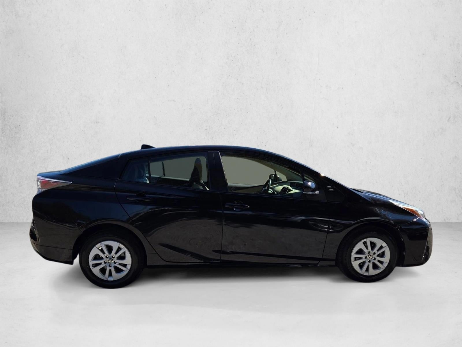 2016 Toyota Prius 5dr HB Two (SE)