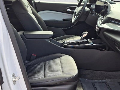 2024 Chevrolet Trax FWD 4dr LT