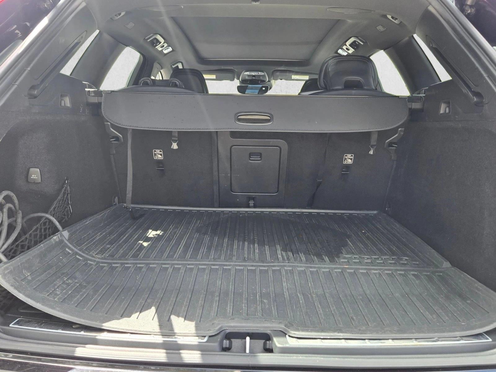 2020 Volvo XC60 T8 eAWD Plug-In Hybrid Polestar