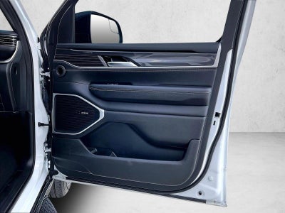 2024 Jeep Wagoneer 4x2