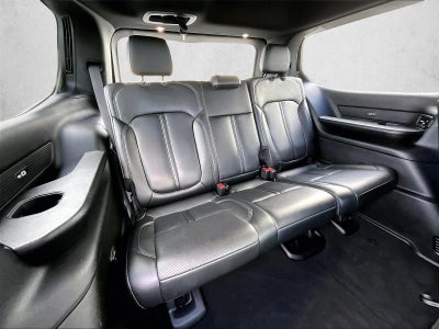 2024 Jeep Wagoneer 4x2