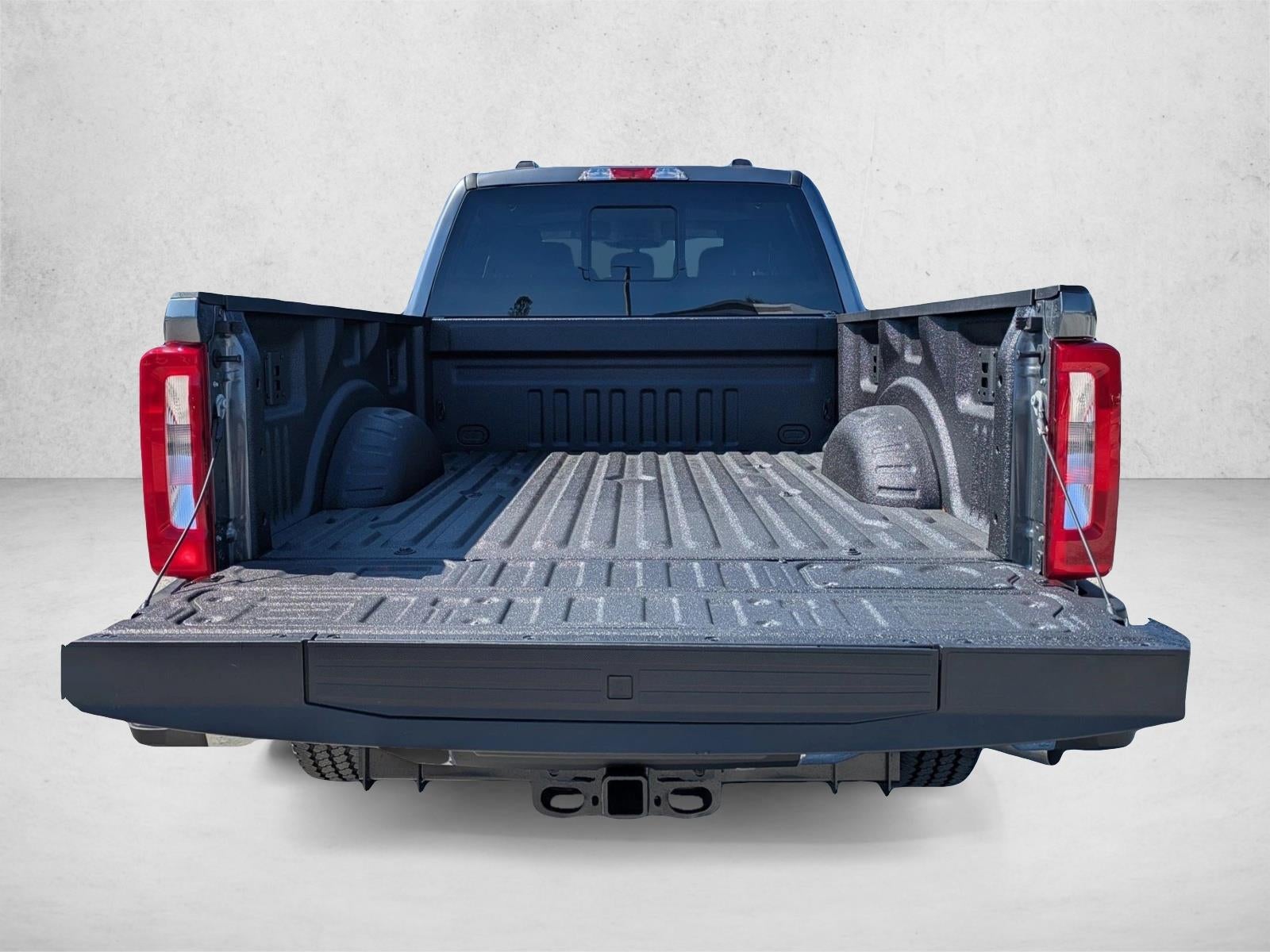 2026 Ford Super Duty F-250 SRW XLT 4WD Crew Cab 6.75' Box