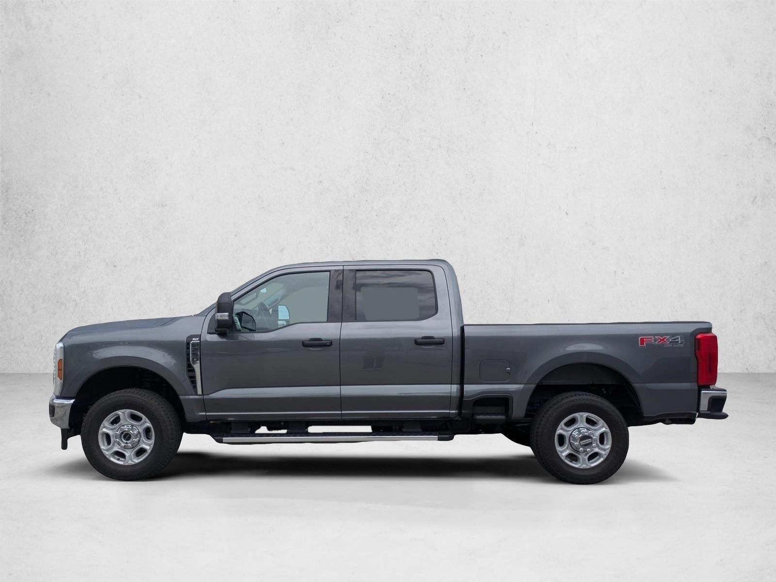 2026 Ford Super Duty F-250 SRW XLT 4WD Crew Cab 6.75' Box