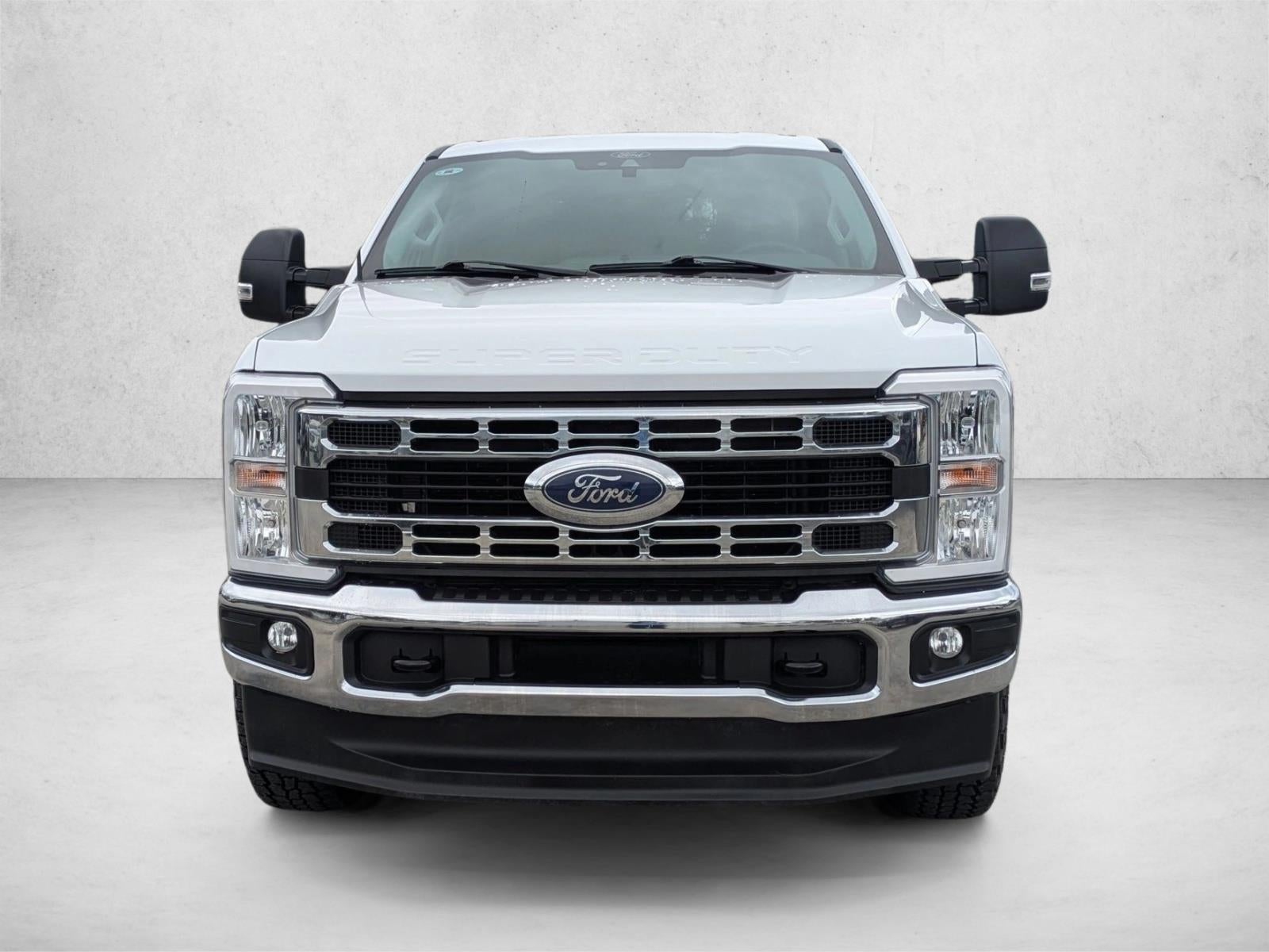 2024 Ford Super Duty F-250 SRW XLT 4WD Crew Cab 6.75' Box