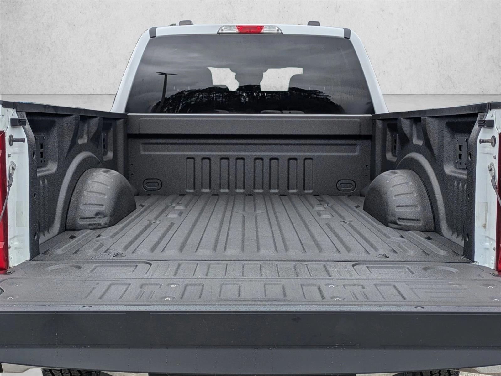 2024 Ford Super Duty F-250 SRW XLT 4WD Crew Cab 6.75' Box