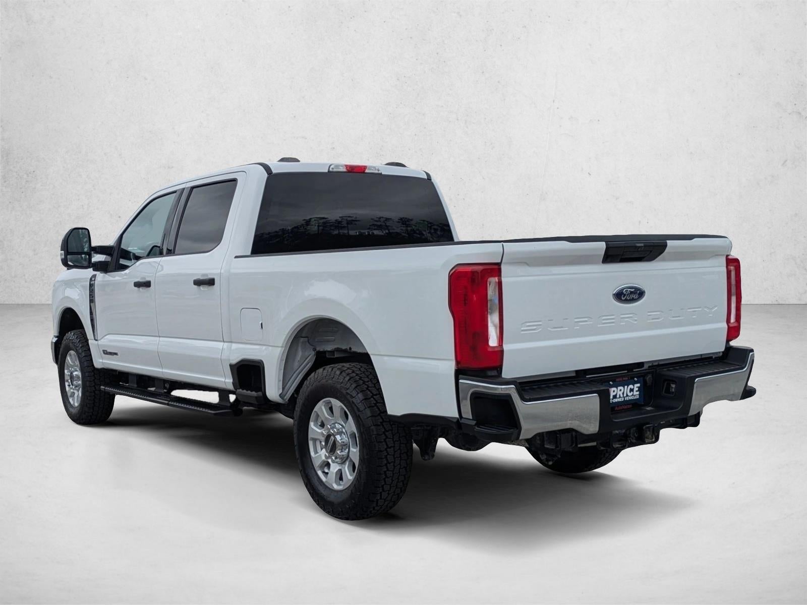 2024 Ford Super Duty F-250 SRW XLT 4WD Crew Cab 6.75' Box