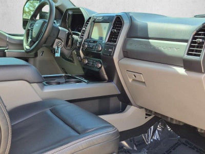 2022 Ford Super Duty F-450 DRW XLT 4WD Crew Cab 8' Box