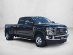 2022 Ford Super Duty F-450 DRW XLT 4WD Crew Cab 8' Box