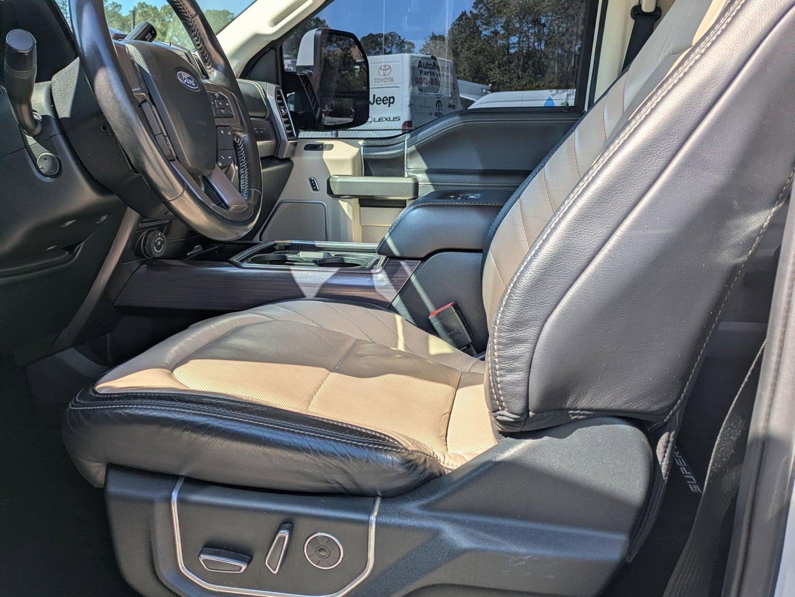 2020 Ford Super Duty F-450 DRW Limited 4WD Crew Cab 8' Box