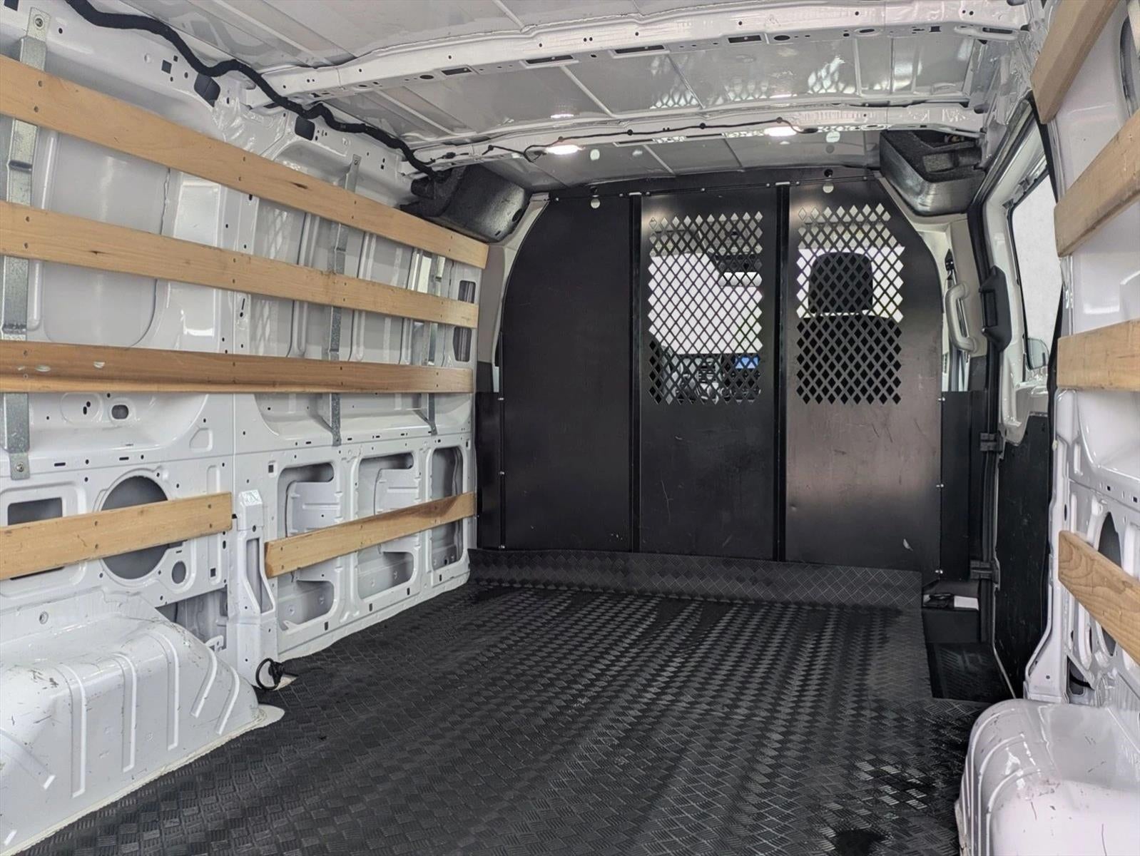 2024 Ford Transit Cargo Van T-250 130" Low Rf 9070 GVWR RWD