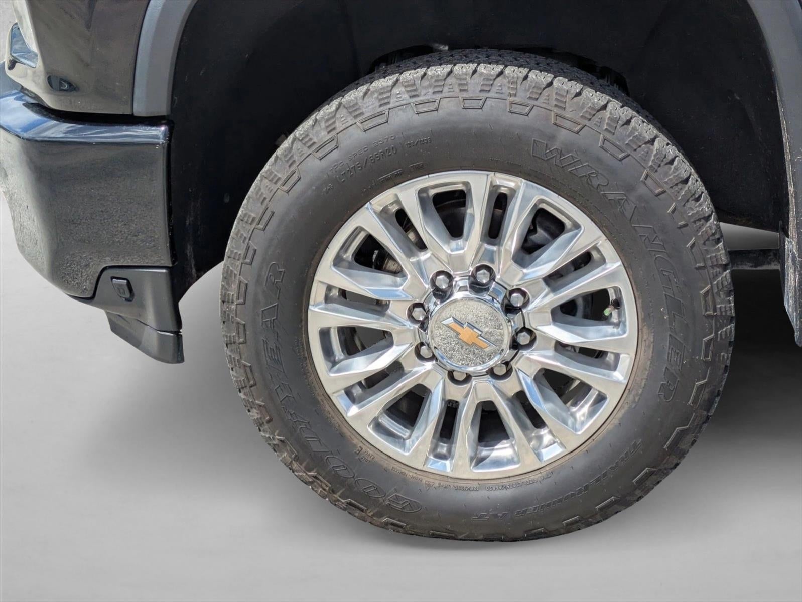 2022 Chevrolet Silverado 3500 HD Crew Cab Standard Box 4-Wheel Drive High Country