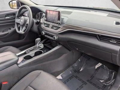 2024 Nissan Altima 2.5 SV Sedan