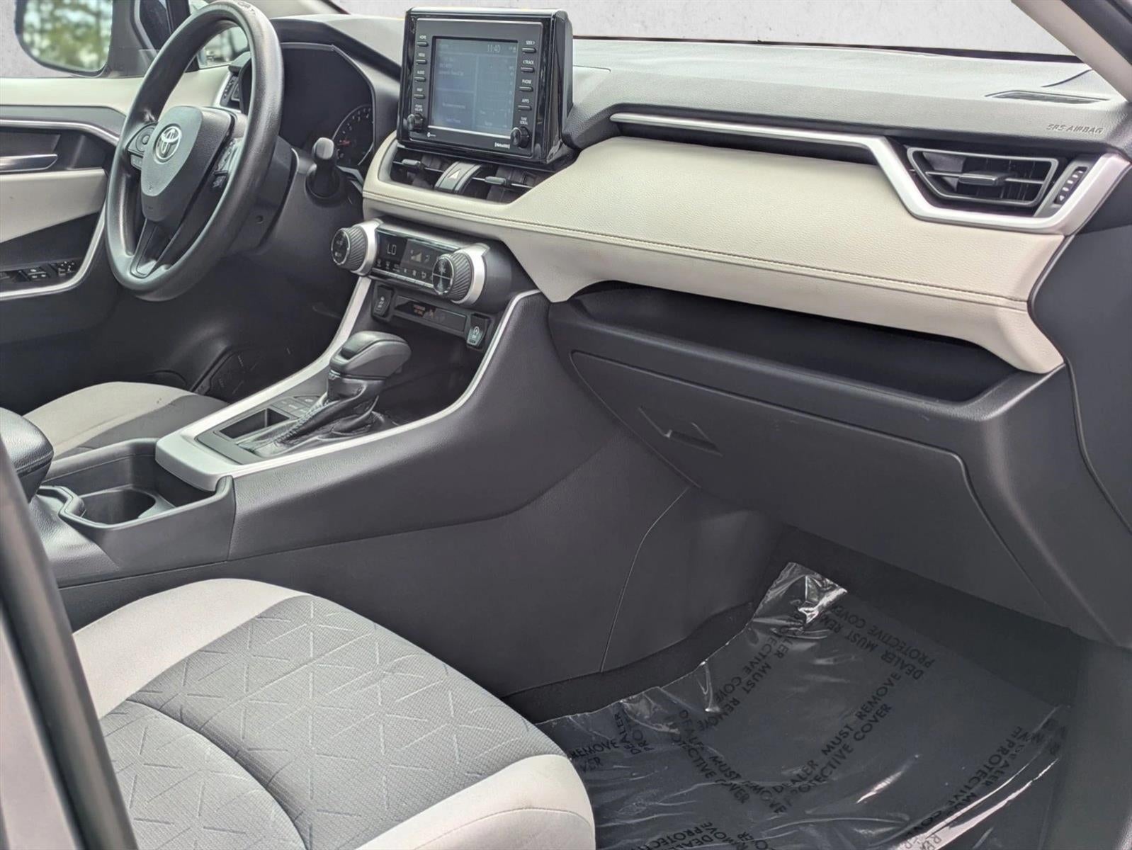 2021 Toyota RAV4 XLE FWD (GS)