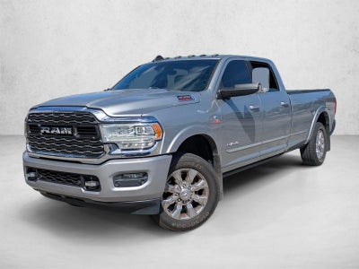 2019 RAM 3500 Limited 4x4 Crew Cab 8' Box