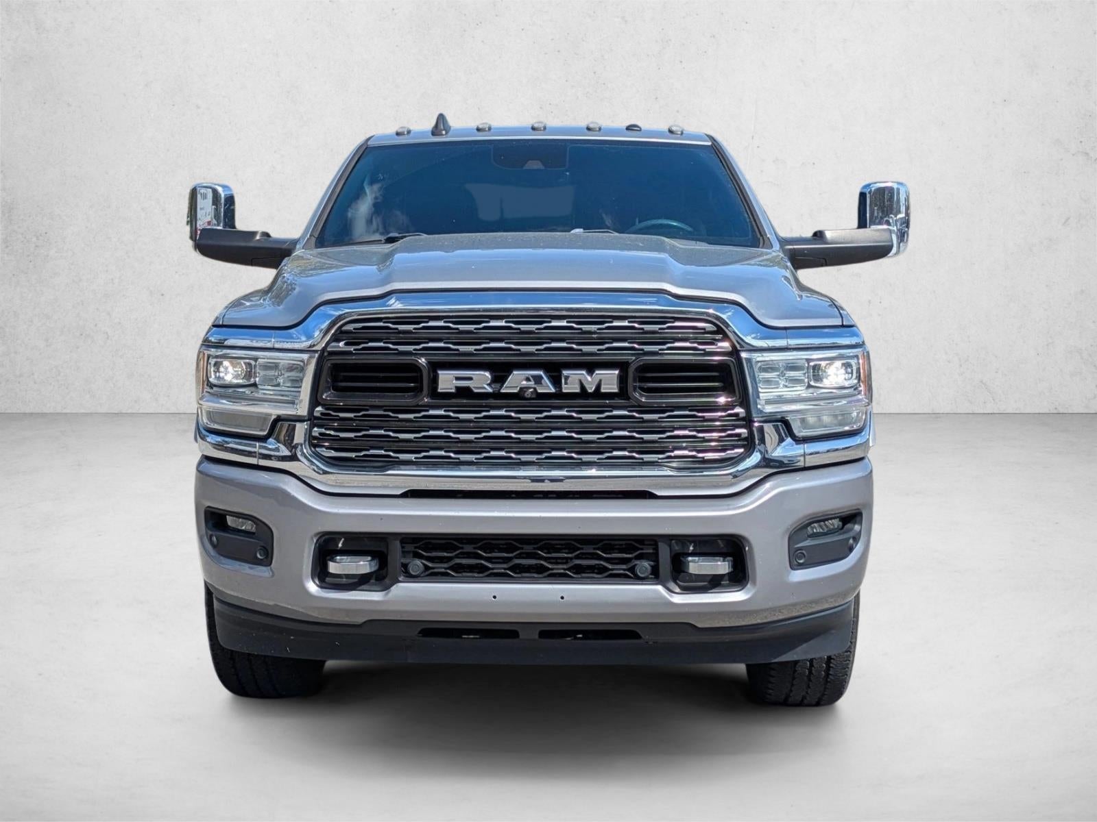 2019 RAM 3500 Limited 4x4 Crew Cab 8' Box