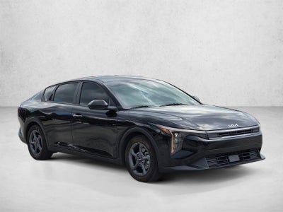 2025 Kia K4 LXS FWD