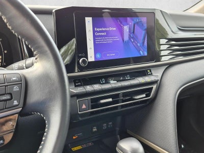 2025 Toyota Camry SE (SE)