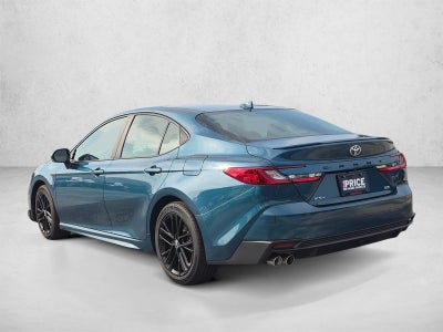 2025 Toyota Camry SE (SE)