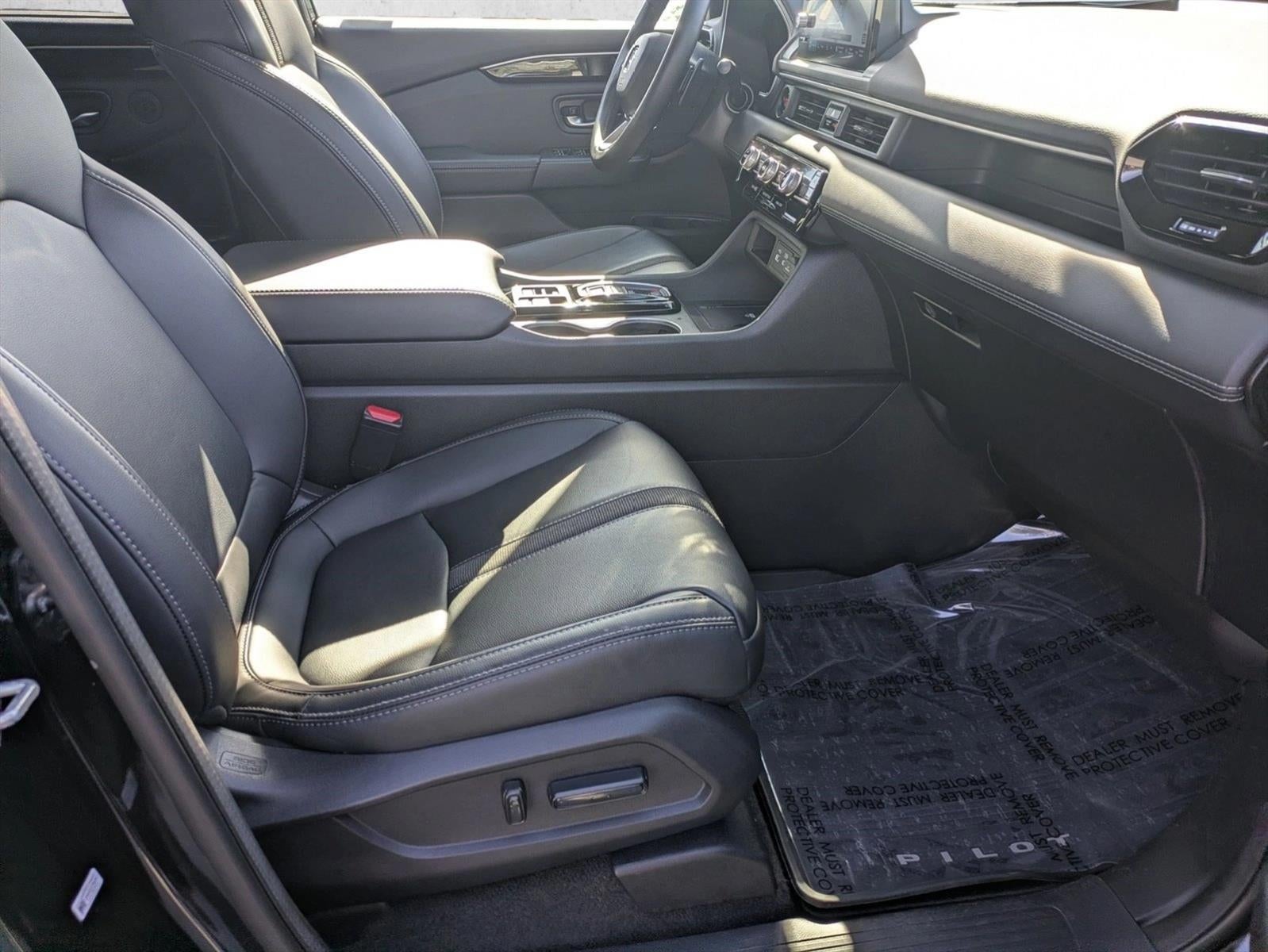 2024 Honda Pilot Touring 2WD