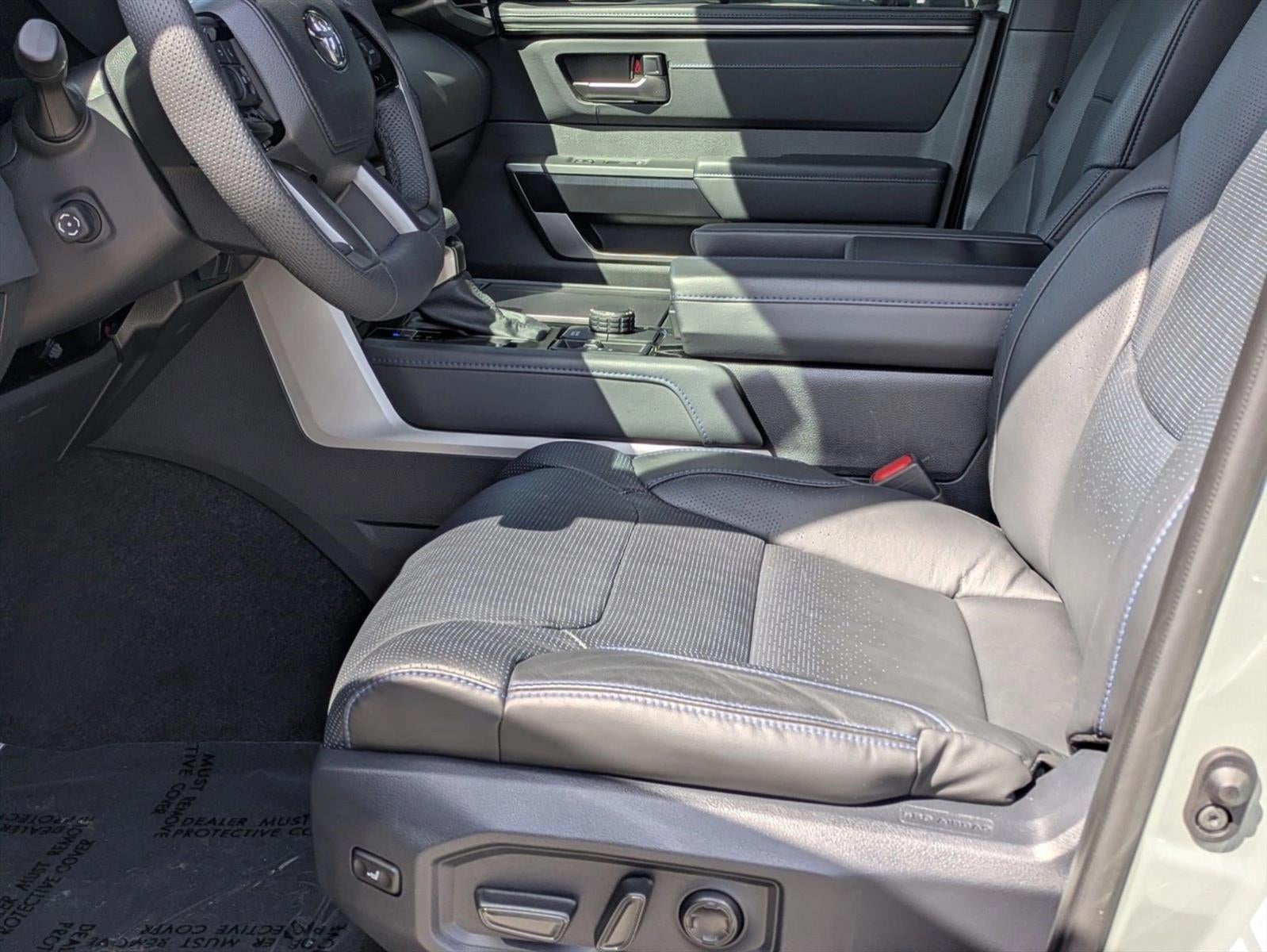 2026 Toyota Sequoia Platinum 4WD (Natl)