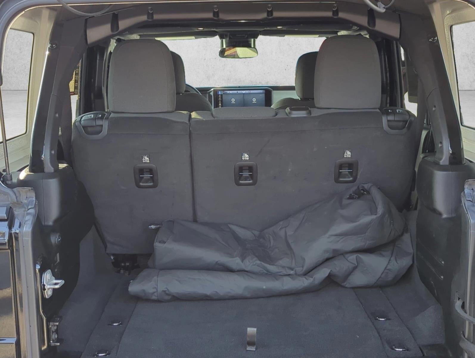 2024 Jeep Wrangler Willys 4 Door 4x4