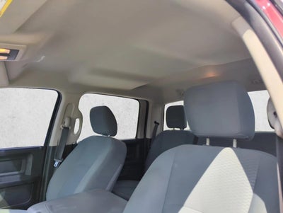 2018 RAM 1500 Express 4x2 Crew Cab 5'7" Box
