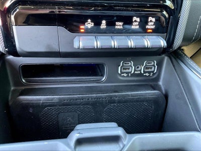 2021 RAM 1500 Limited 4x4 Crew Cab 5'7" Box