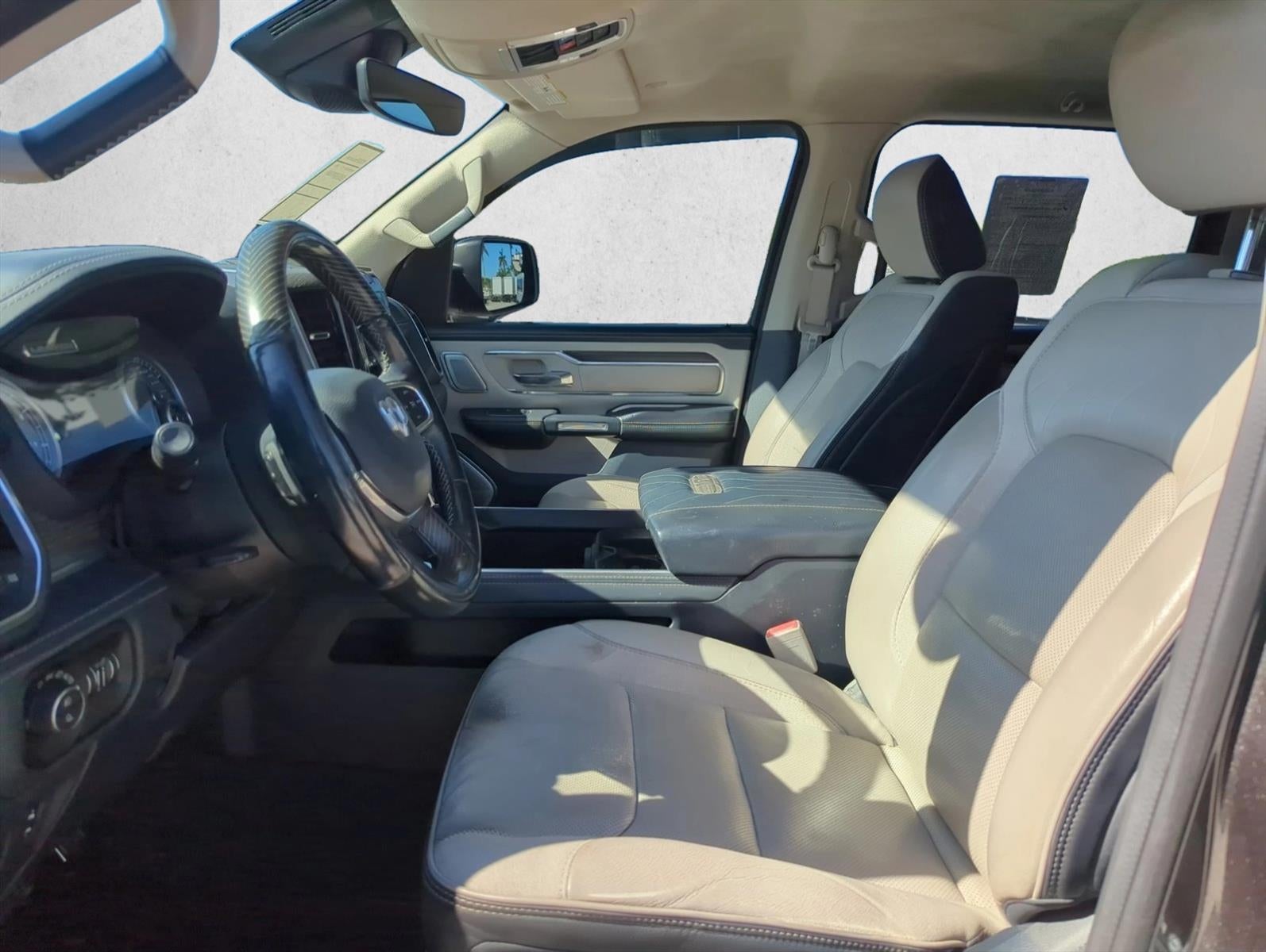 2022 RAM 1500 Limited 4x4 Crew Cab 5'7" Box