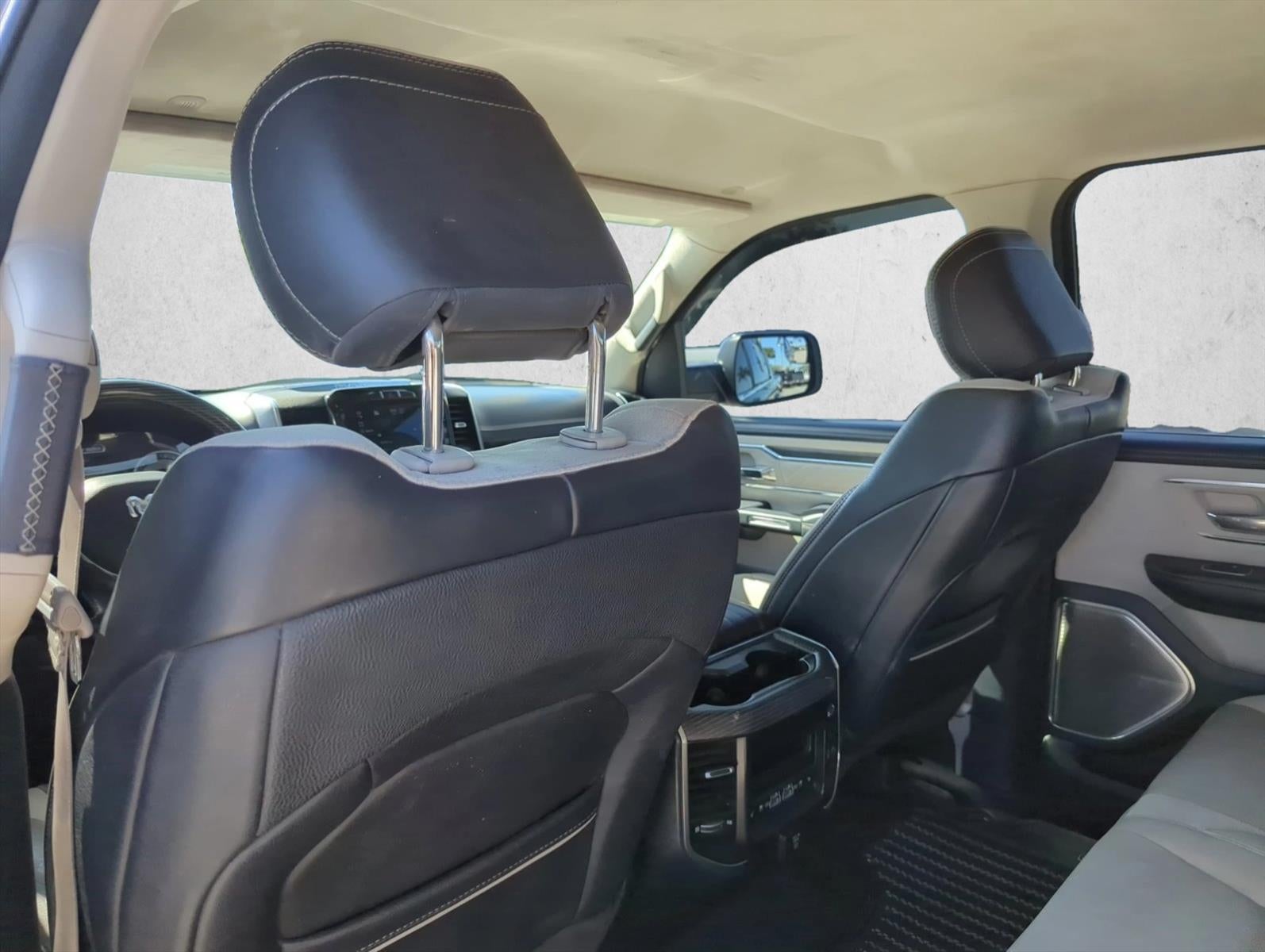 2022 RAM 1500 Limited 4x4 Crew Cab 5'7" Box