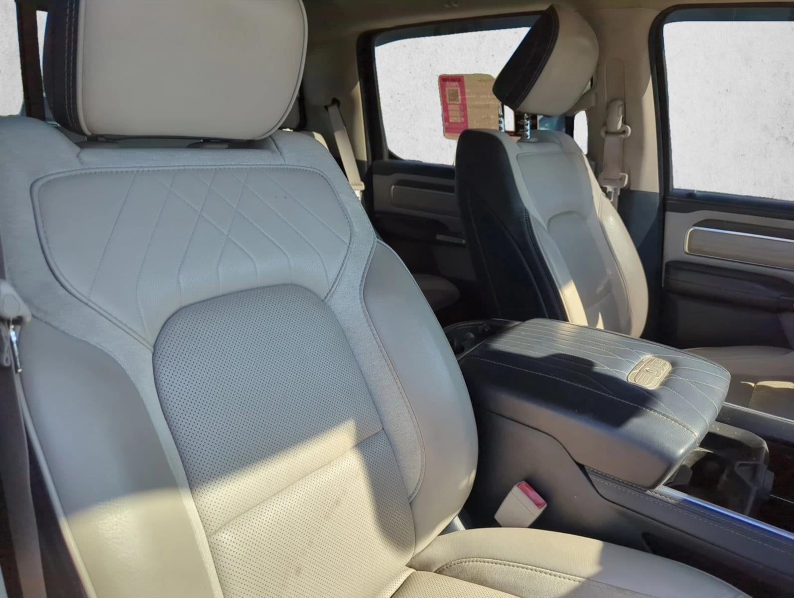2022 RAM 1500 Limited 4x4 Crew Cab 5'7" Box
