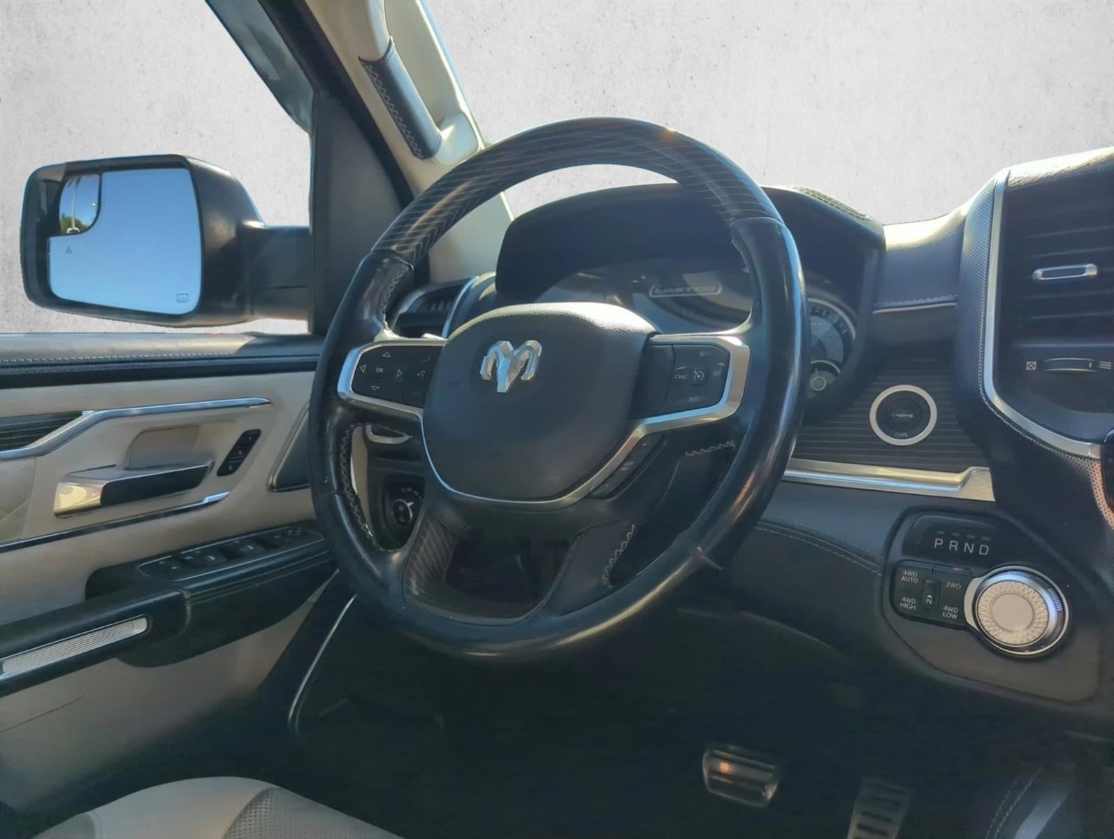 2022 RAM 1500 Limited 4x4 Crew Cab 5'7" Box
