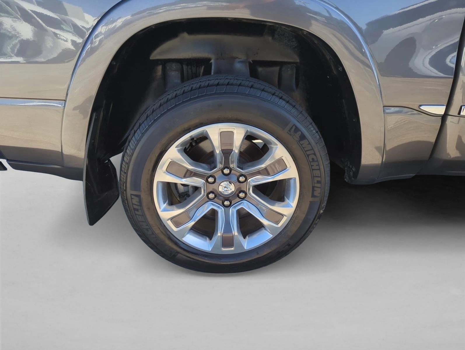 2022 RAM 1500 Limited 4x4 Crew Cab 5'7" Box