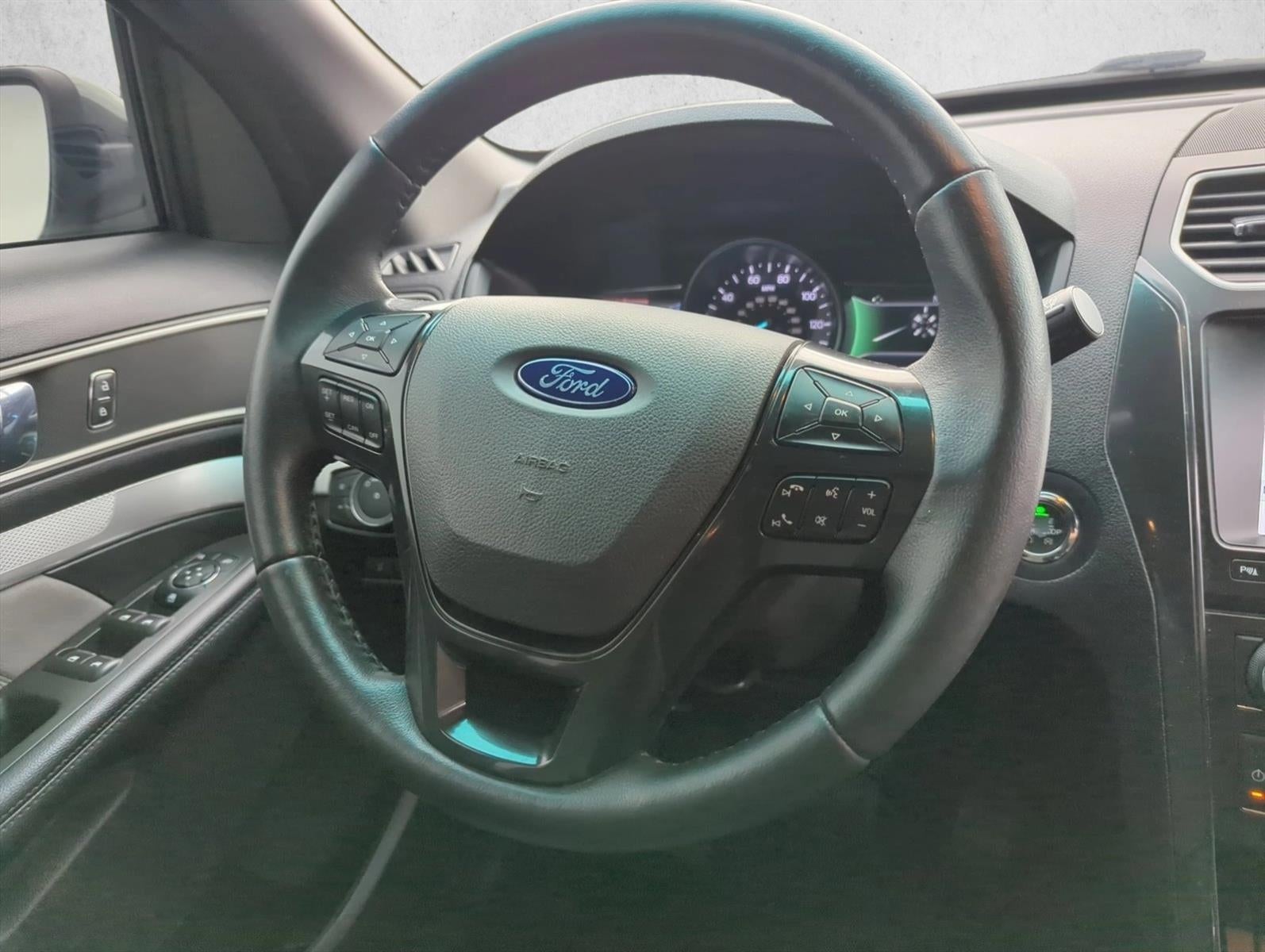 2017 Ford Explorer XLT 4WD