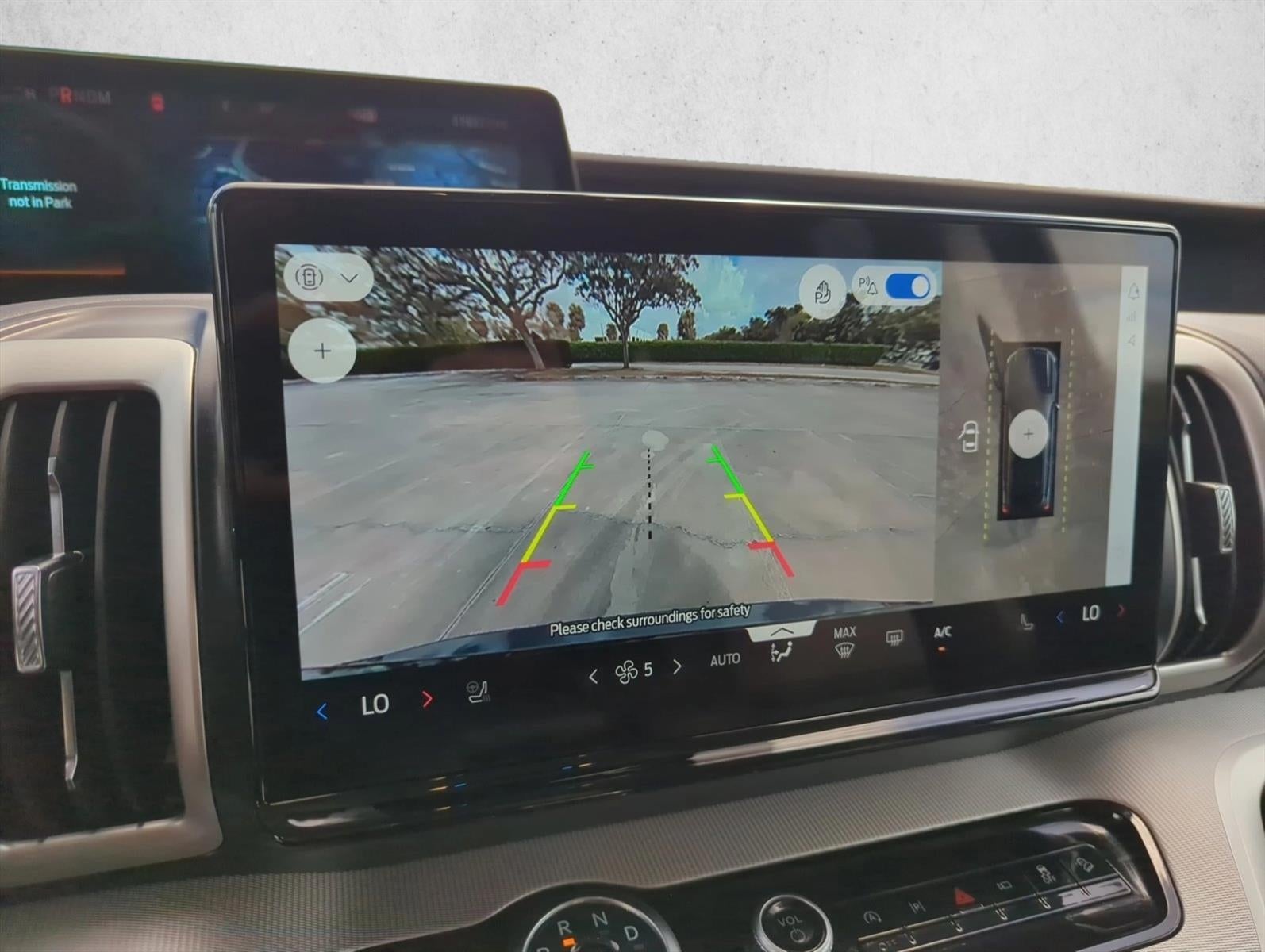 2025 Ford Expedition Active 4x4