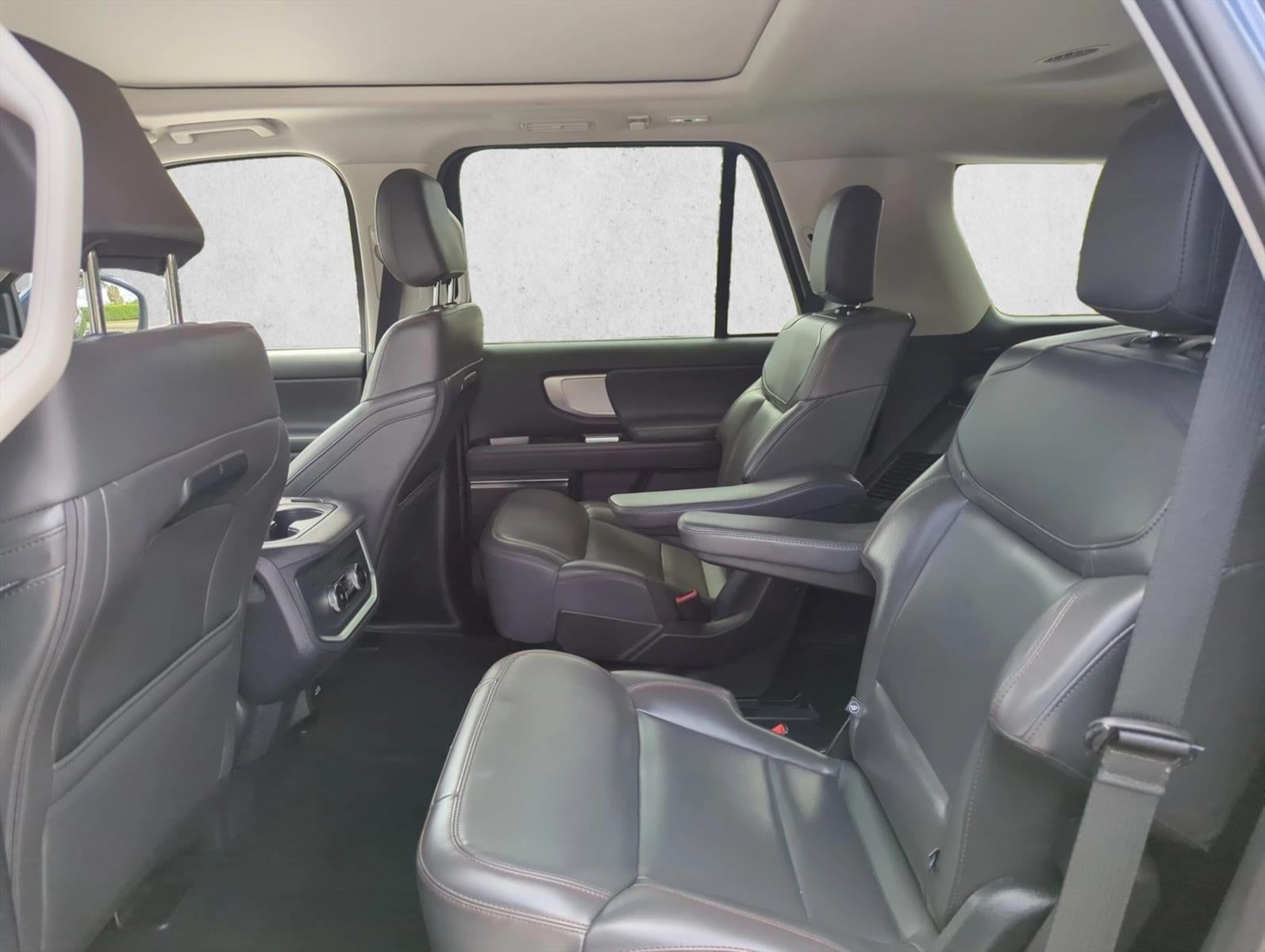 2025 Ford Expedition Active 4x4