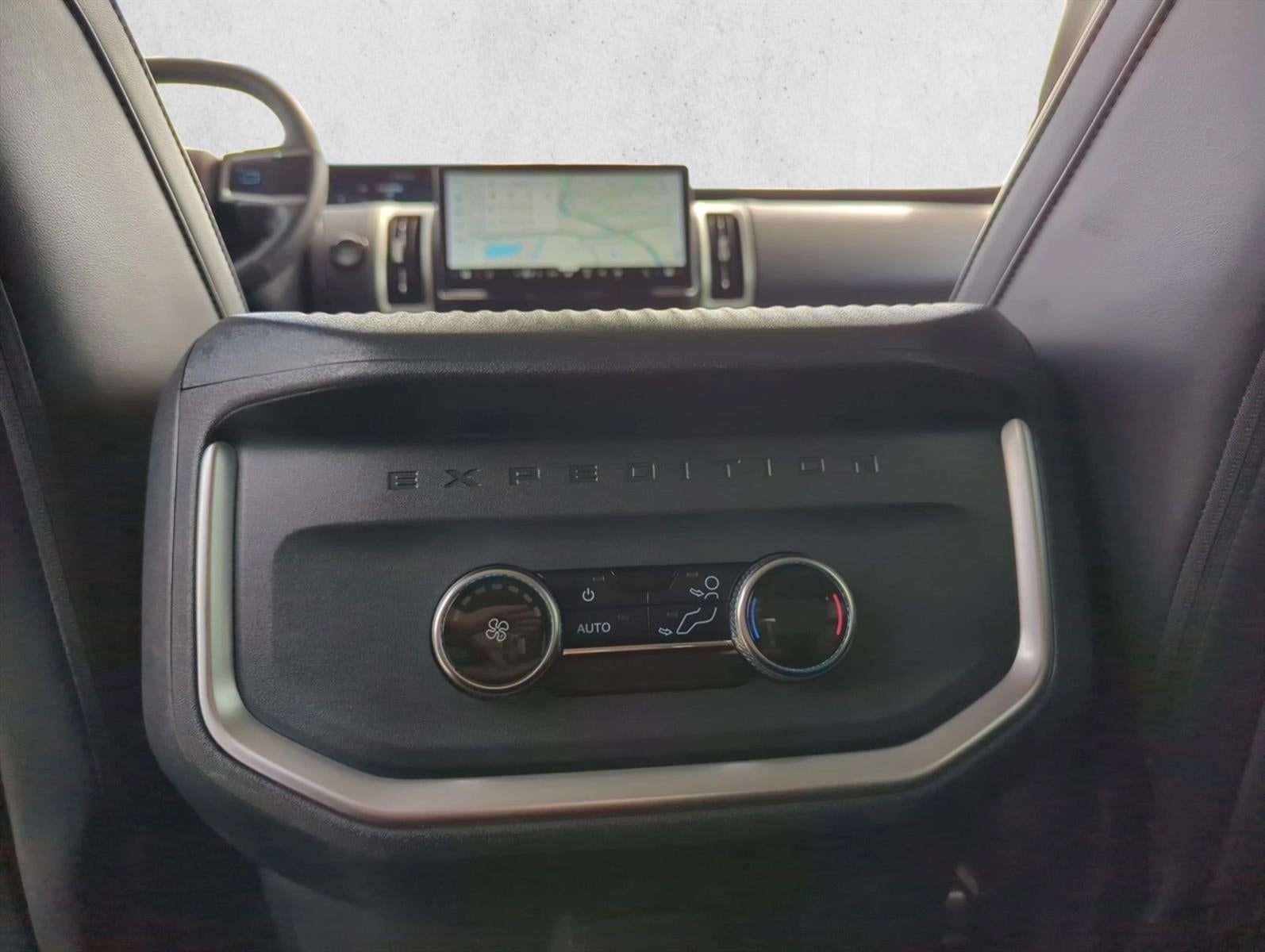 2025 Ford Expedition Active 4x4