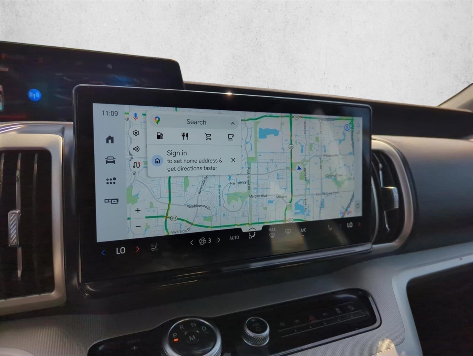 2025 Ford Expedition Active 4x4