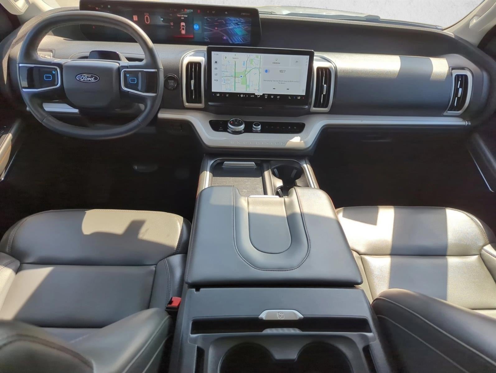 2025 Ford Expedition Active 4x4