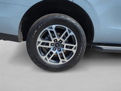 2025 Ford Expedition Active 4x4