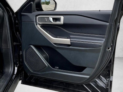 2023 Ford Explorer XLT RWD
