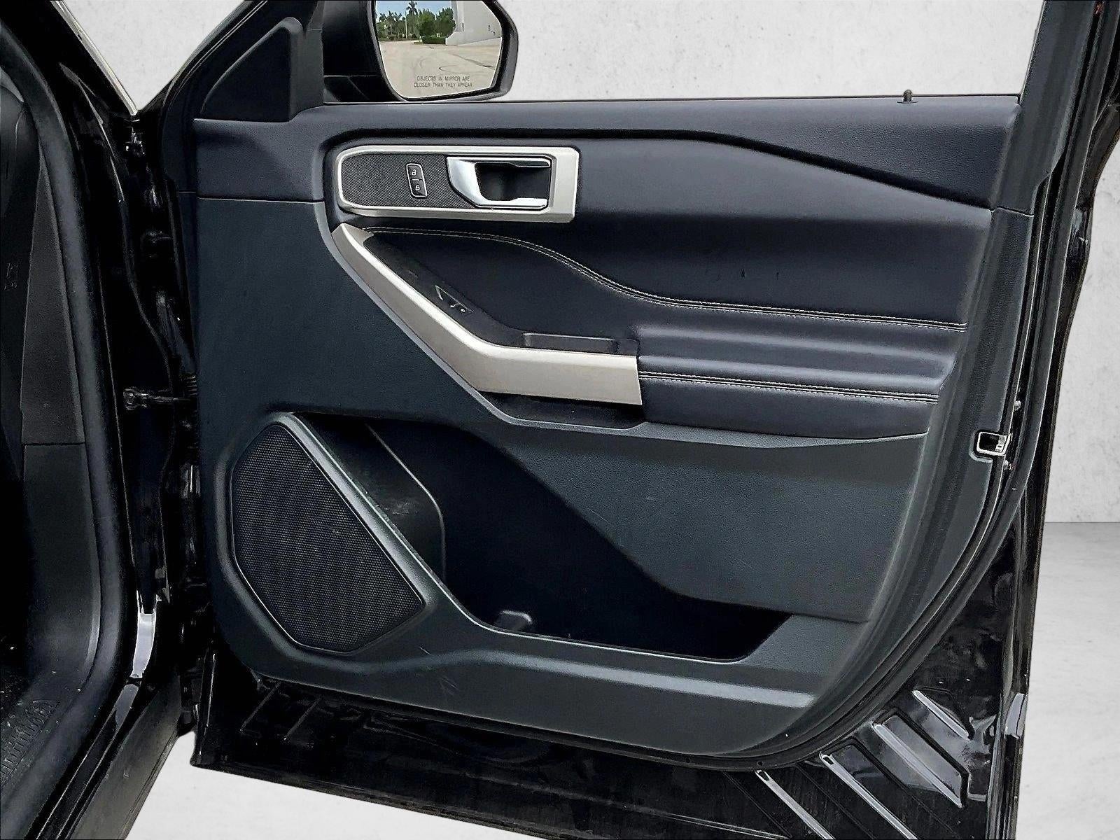 2023 Ford Explorer XLT RWD